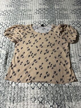 W5 Tan and Black Cap Sleeve Knit Top Ladies Size XL